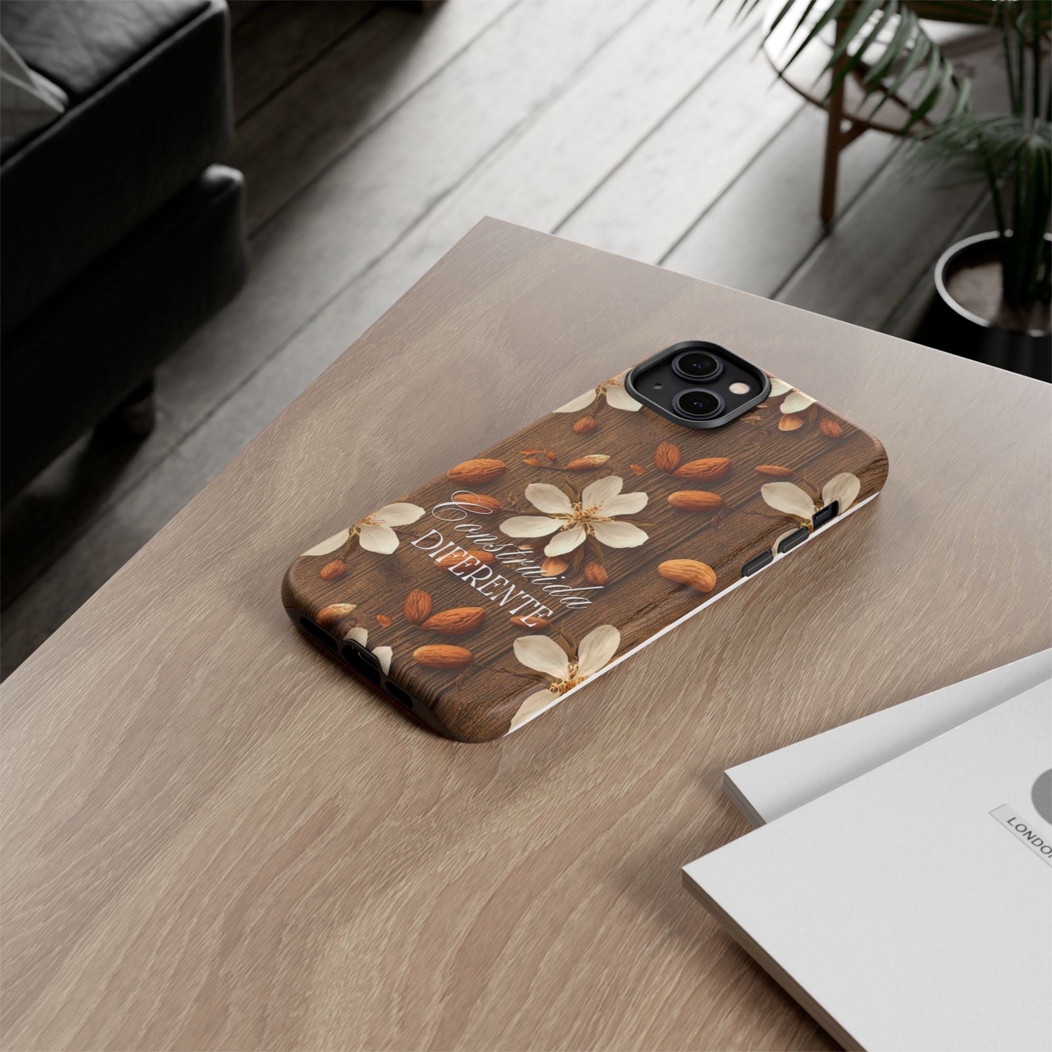 Phone Case — Floral Almond Wood Design with "Construida Diferente"