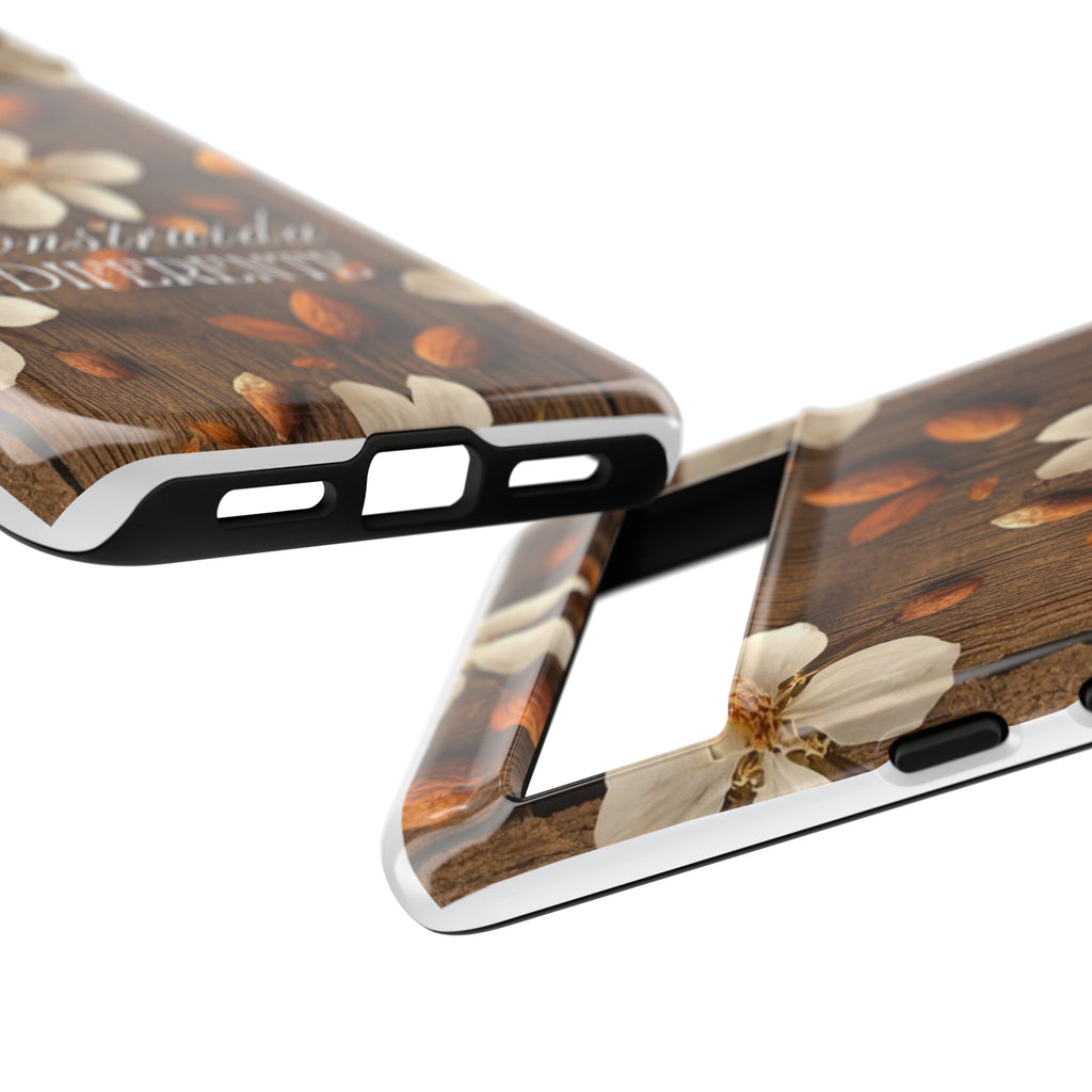 Phone Case — Floral Almond Wood Design with "Construida Diferente"