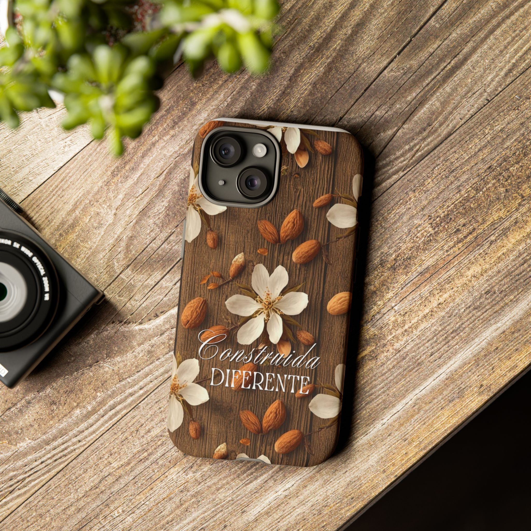 Phone Case — Floral Almond Wood Design with "Construida Diferente"