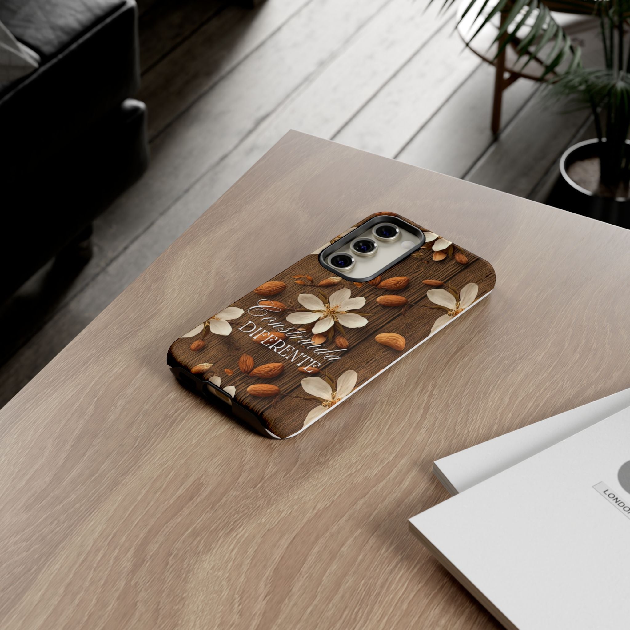 Phone Case — Floral Almond Wood Design with "Construida Diferente"